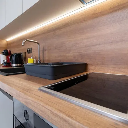 Modern 1-bedroom Φιλιππούπολη