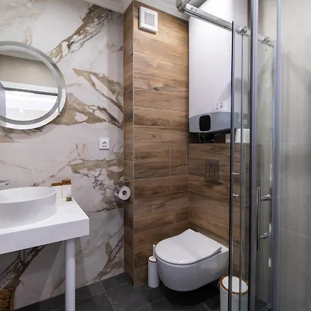 Modern 1-bedroom アパート