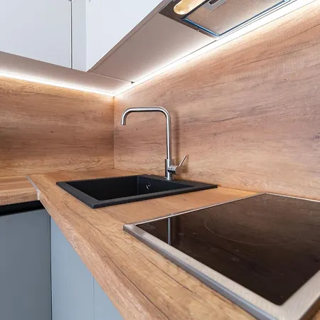 Modern 1-bedroom アパート