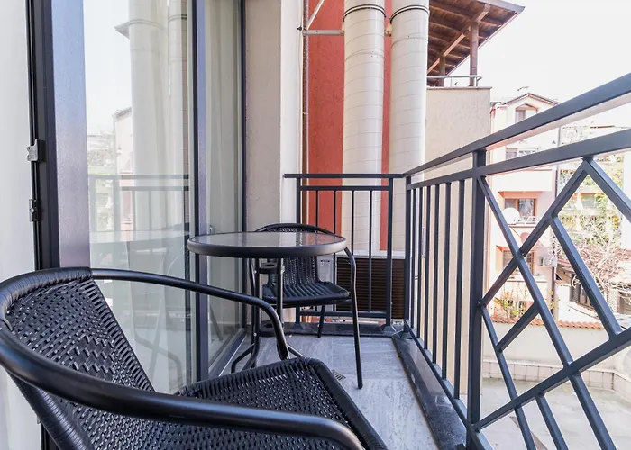 Modern 1-bedroom Apartament *